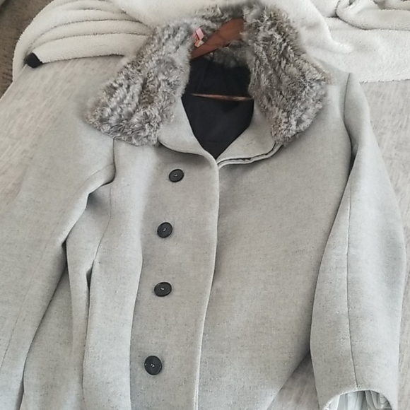 Grey jacket with rabbit fur - Picture 1 of 1